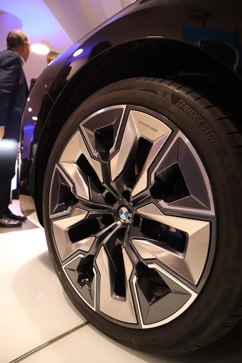 Apresentação BMW i7
