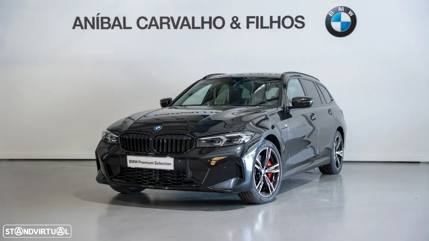 BMW 330 e Touring Pack Desportivo M Auto